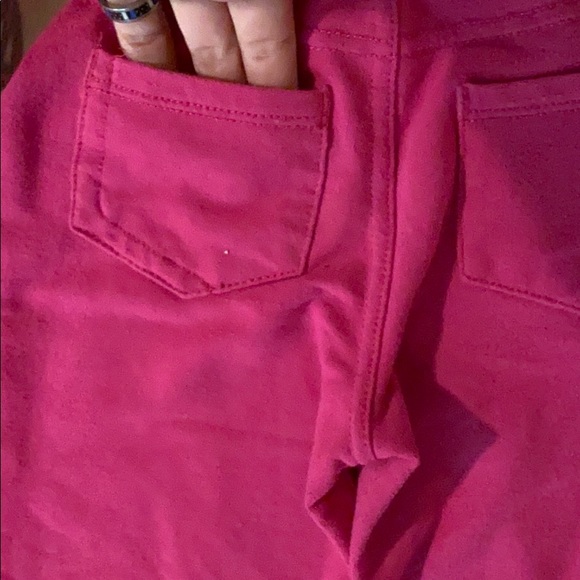 Sold - Picture 3 of 6